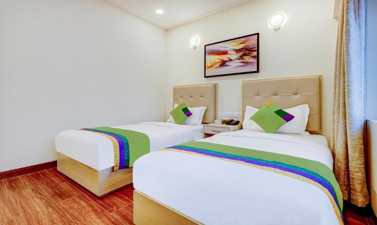 Treebo Galaxy Suites Mathikere 벵갈루루 외부 사진